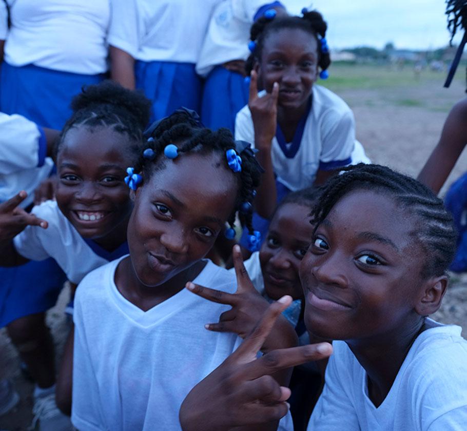 Jamaican school kids